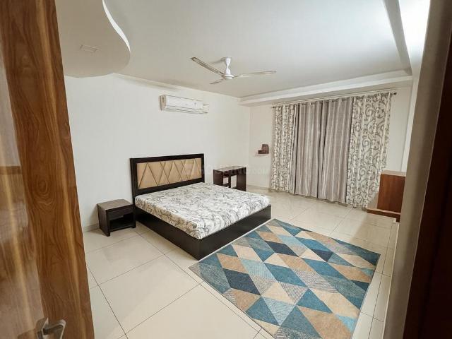 4 BHK Independent Builder Floor in Sector 43 for rent Gurgaon. The reference number is 20524208