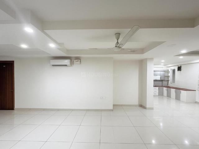 4 BHK Independent Builder Floor in Sector 43 for rent Gurgaon. The reference number is 20668777