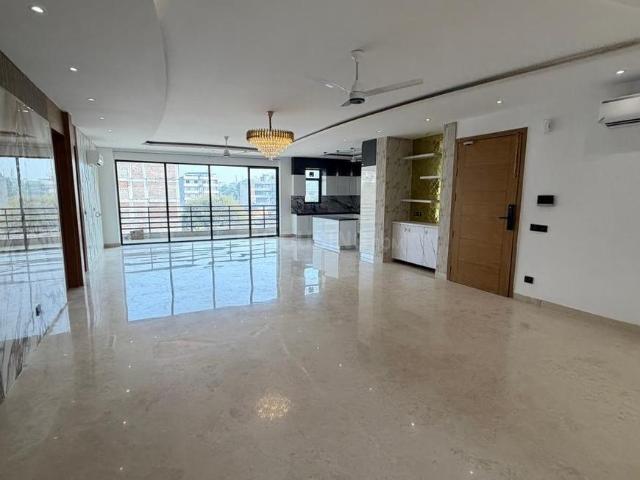4 BHK Independent Builder Floor in Sector 43 for rent Gurgaon. The reference number is 20984398