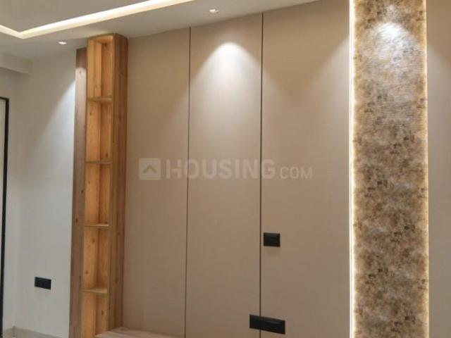 4 BHK Independent Builder Floor in Sector 43 for resale Gurgaon. The reference number is 19605255