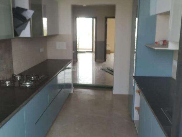 4 BHK Independent Builder Floor in Sector 41 for rent Gurgaon. The reference number is 21198948