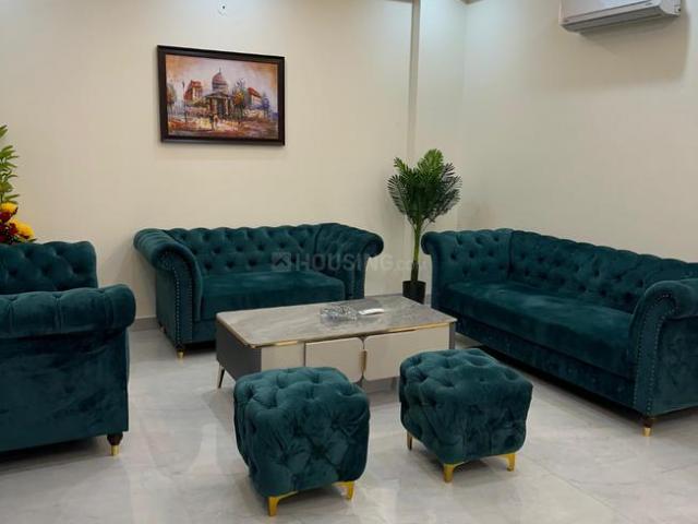 4 BHK Independent Builder Floor in Sector 45 for rent Gurgaon. The reference number is 21062545