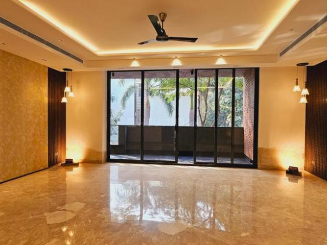 4 BHK Independent Builder Floor in Sector 50 for resale Gurgaon. The reference number is 13848461