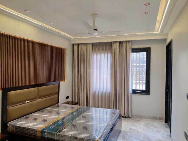 4 BHK Independent Builder Floor in Sector 50 for resale Gurgaon. The reference number is 20107699