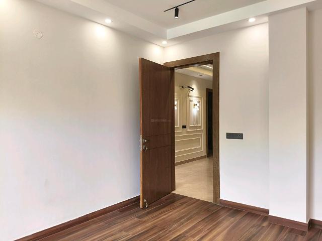 4 BHK Independent Builder Floor in Sector 52 for rent Gurgaon. The reference number is 20881458