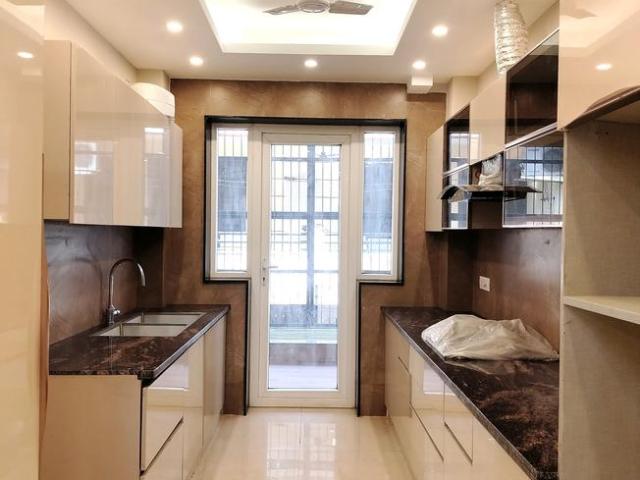 4 BHK Independent Builder Floor in Sector 52 for resale Gurgaon. The reference number is 18159606