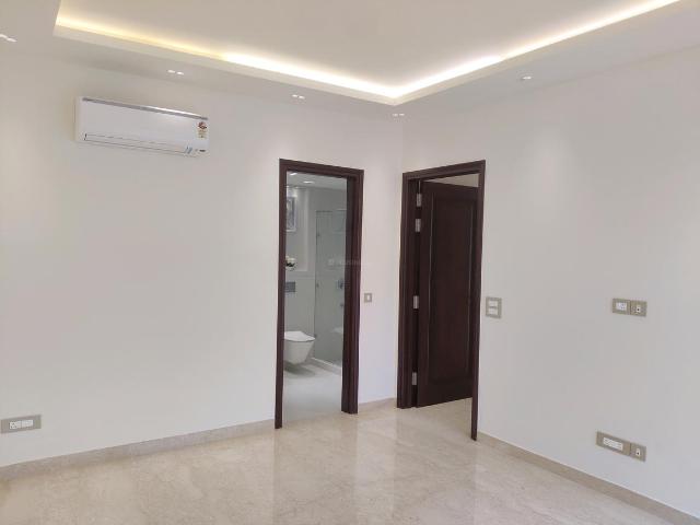 4 BHK Independent Builder Floor in Sector 52 for resale Gurgaon. The reference number is 19700750