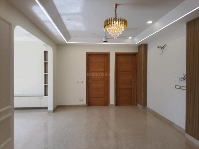 4 BHK Independent Builder Floor in Sector 52 for resale Gurgaon. The reference number is 19719021