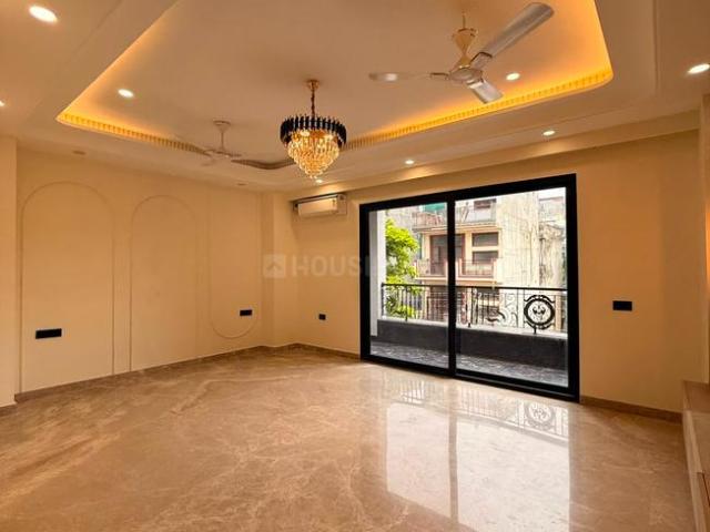 4 BHK Independent Builder Floor in Sector 57 for rent Gurgaon. The reference number is 21113676