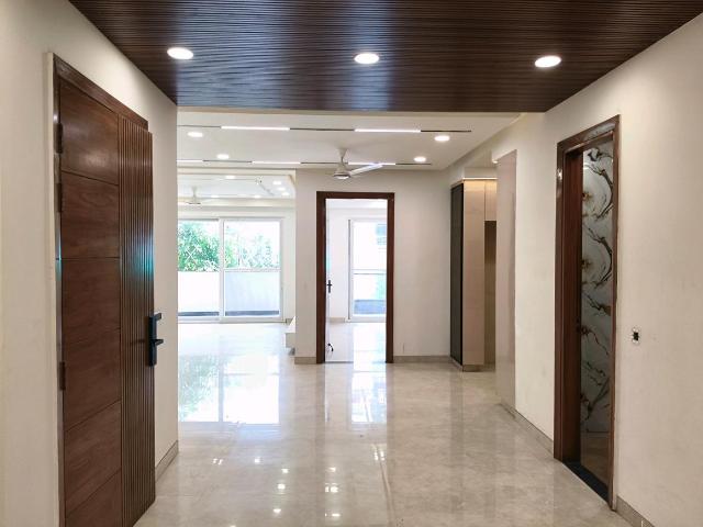 4 BHK Independent Builder Floor in Sector 57 for resale Gurgaon. The reference number is 17469607