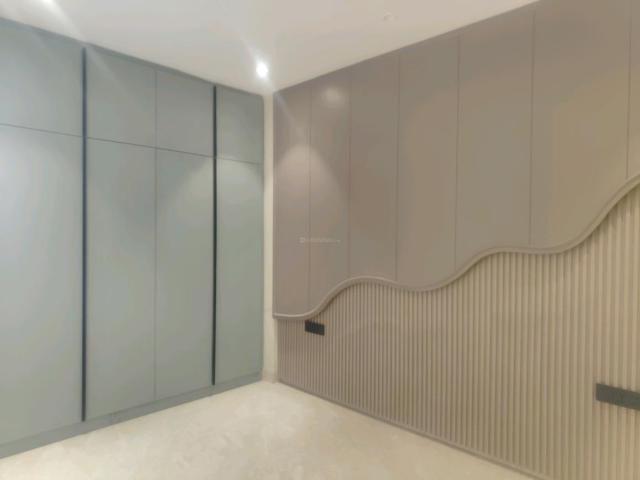 4 BHK Independent Builder Floor in Sector 57 for resale Gurgaon. The reference number is 18235617