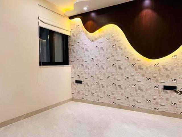 4 BHK Independent Builder Floor in Sector 57 for resale Gurgaon. The reference number is 19693671