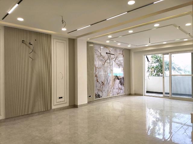 4 BHK Independent Builder Floor in Sector 57 for resale Gurgaon. The reference number is 19763147