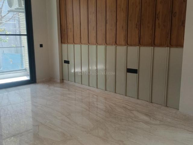 4 BHK Independent Builder Floor in Sector 57 for resale Gurgaon. The reference number is 19830409