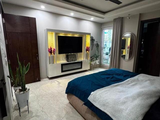 4 BHK Independent Builder Floor in Sector 57 for resale Gurgaon. The reference number is 20421601