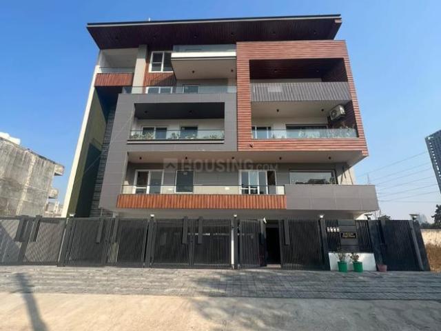 4 BHK Independent Builder Floor in Sector 57 for resale Gurgaon. The reference number is 20934358