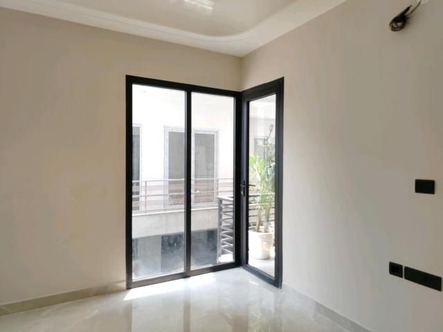 4 BHK Independent Builder Floor in Sector 57 for resale Gurgaon. The reference number is 20138265