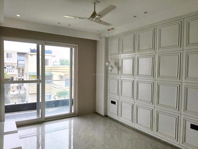 4 BHK Independent Builder Floor in Sector 54 for resale Gurgaon. The reference number is 20935539