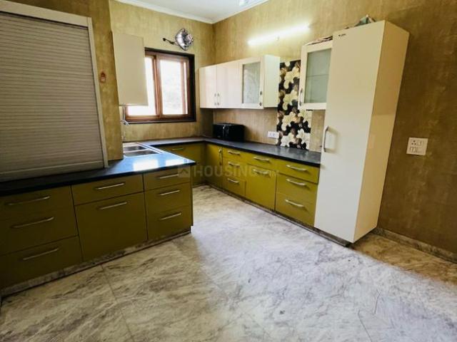 4 BHK Independent Builder Floor in Sector 55 for rent Gurgaon. The reference number is 21128409