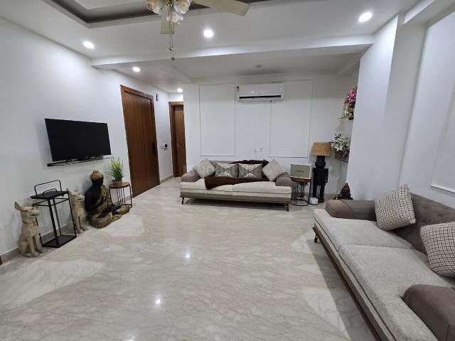 4 BHK Independent Builder Floor in Sector 67 for resale Gurgaon. The reference number is 19730149