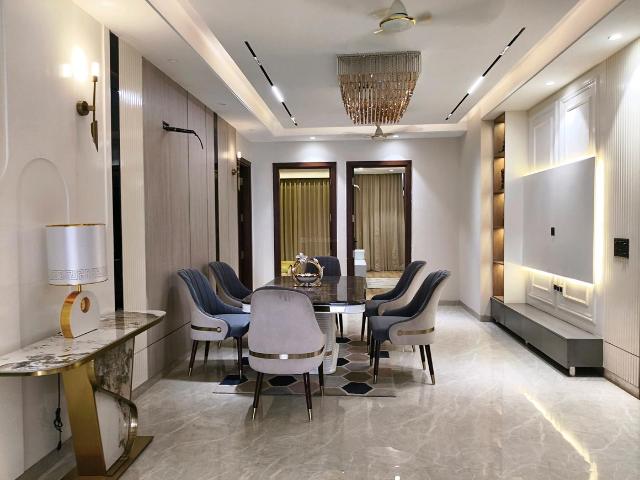 4 BHK Independent Builder Floor in Sector 67 for resale Gurgaon. The reference number is 19927391