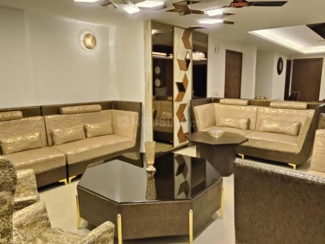 4 BHK Independent Builder Floor in Sector 67 for resale Gurgaon. The reference number is 19976004