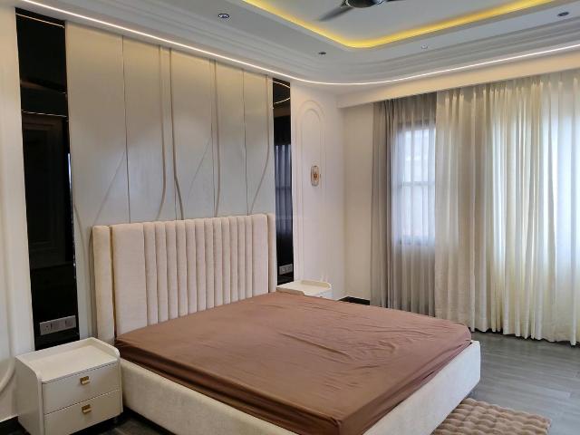 4 BHK Independent Builder Floor in Sector 67 for resale Gurgaon. The reference number is 20175343