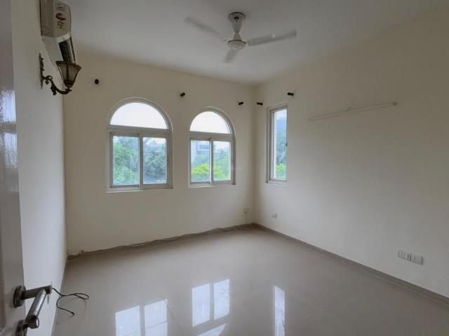 4 BHK Independent Builder Floor in Sector 65 for rent Gurgaon. The reference number is 20896442