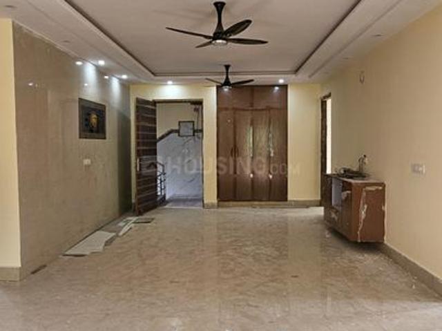 4 BHK Independent Builder Floor in Sector 76 for rent Faridabad. The reference number is 21112548