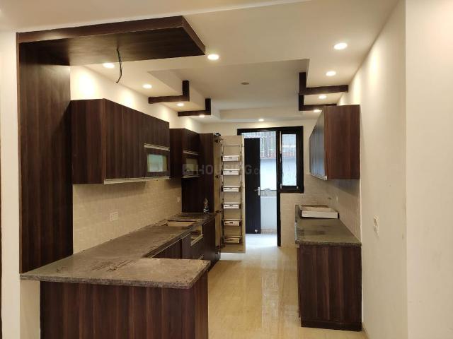 4 BHK Independent Builder Floor in Sector 7 for resale Gurgaon. The reference number is 21156616