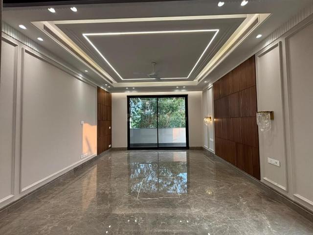 4 BHK Independent Builder Floor in Sector 81 for rent Faridabad. The reference number is 21036738