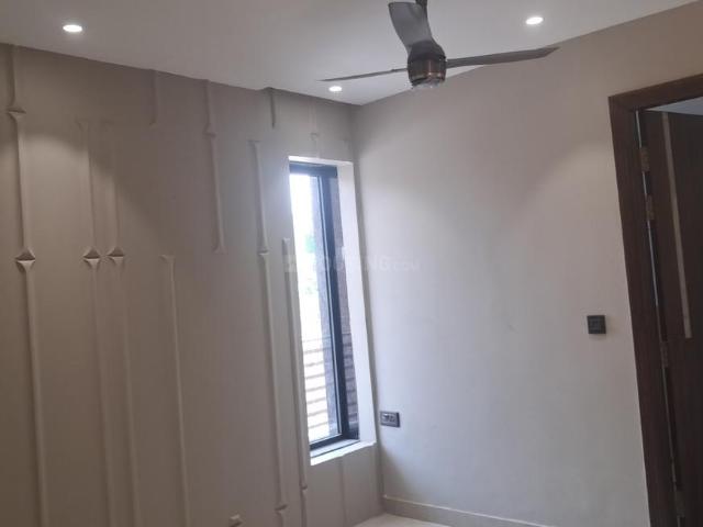 4 BHK Independent Builder Floor in Sector 85 for resale Faridabad. The reference number is 20467163