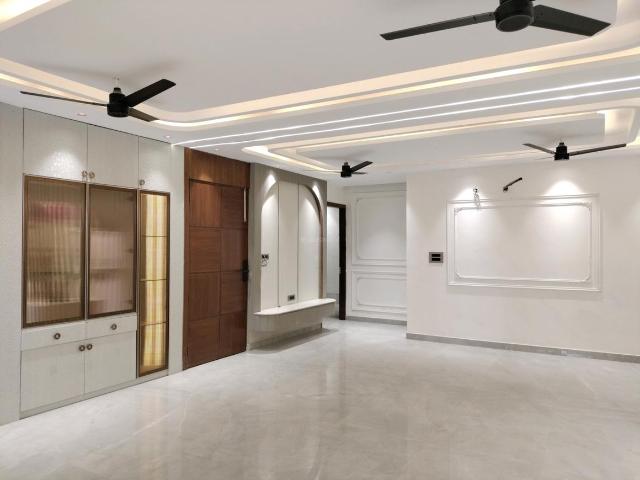 4 BHK Independent Builder Floor in Sector 89 for resale Faridabad. The reference number is 20051629