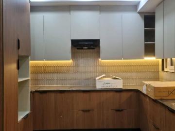 4 BHK Independent Builder Floor in Sector 8 Dwarka for resale New Delhi. The reference number is 18369468