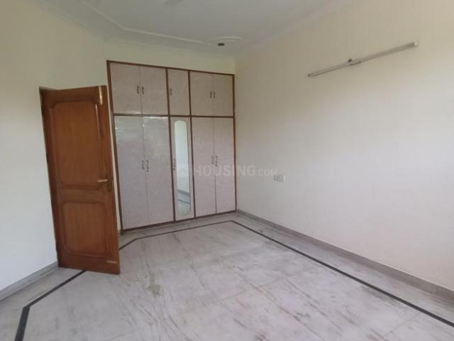 4 BHK Independent Builder Floor in Sector 9 for rent Panchkula. The reference number is 17435301