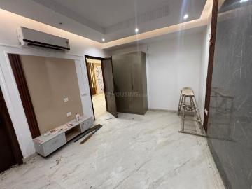 Flat for sale in Sadar Bazar Delhi - Garden