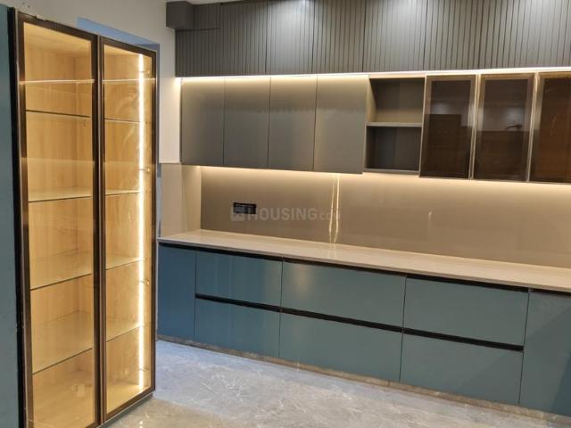 4 BHK Independent Builder Floor in Sector 10 for resale Gurgaon. The reference number is 18357103