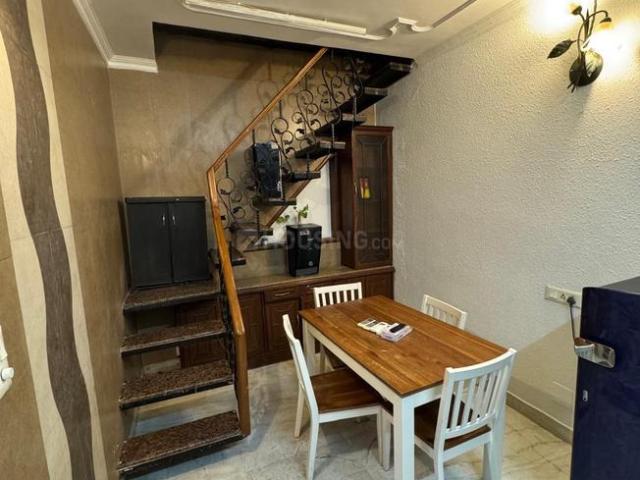 4 BHK Independent Builder Floor in Sector 11 for rent Faridabad. The reference number is 20330491