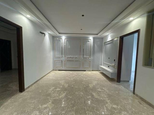4 BHK Independent Builder Floor in Sector 11 Rohini for resale New Delhi. The reference number is 21314539