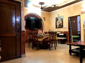 4 BHK Independent Builder Floor in Sector 11 Rohini for resale New Delhi. The reference number is 7418057