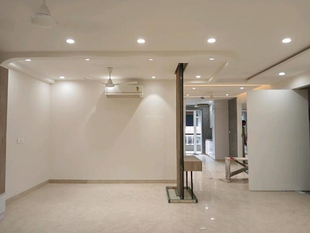 4 BHK Independent Builder Floor in Sector 17 Dwarka for resale New Delhi. The reference number is 14988543