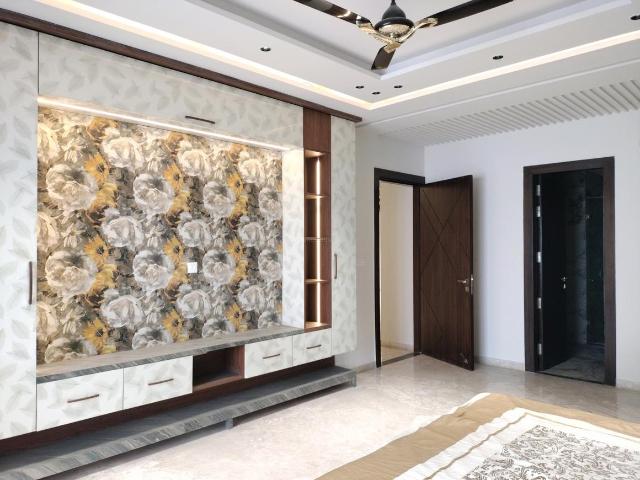4 BHK Independent Builder Floor in Sector 17 for resale Faridabad. The reference number is 18764619