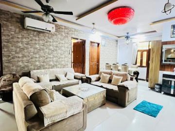 4 BHK Independent Builder Floor in Sector 15 Dwarka for rent New Delhi. The reference number is 20200284