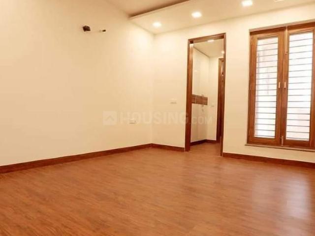 4 BHK Independent Builder Floor in Sector 15 for rent Faridabad. The reference number is 21050403