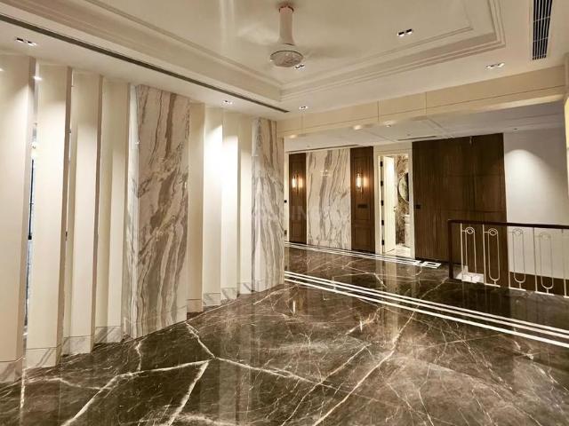 4 BHK Independent Builder Floor in Sector 15 for resale Faridabad. The reference number is 20323865