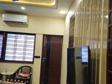 4 BHK Independent Builder Floor in Sector 16 Rohini for resale New Delhi. The reference number is 20524569