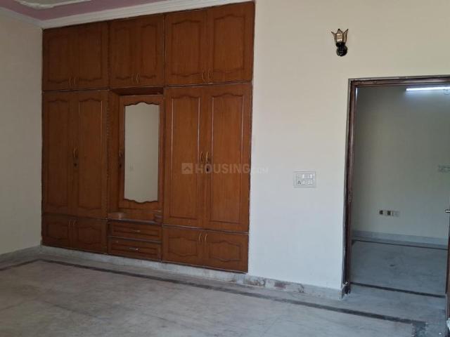 4 BHK Independent Builder Floor in Sector 23 for rent Gurgaon. The reference number is 20247623
