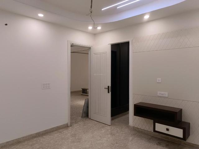 4 BHK Independent Builder Floor in Sector 20 Rohini for resale New Delhi. The reference number is 20296871