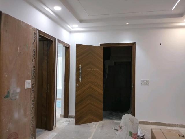 4 BHK Independent Builder Floor in Sector 24 Rohini for rent New Delhi. The reference number is 12039693