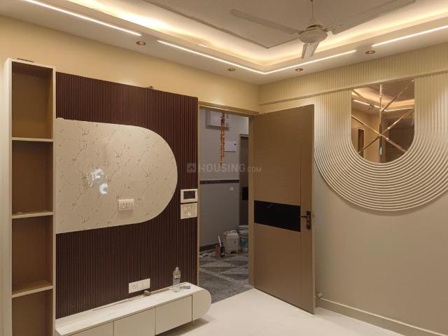4 BHK Independent Builder Floor in Sector 24 Rohini for rent New Delhi. The reference number is 20739349